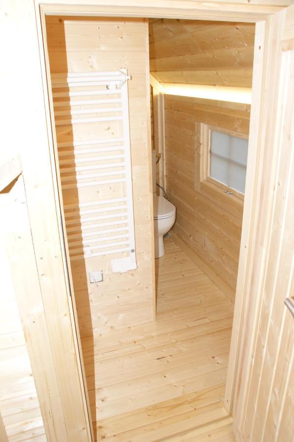 Les Cabanes Du Grand Nord Pradines  Buitenkant foto