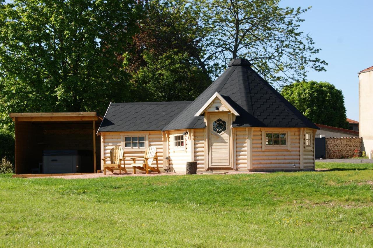 Les Cabanes Du Grand Nord Pradines  Buitenkant foto