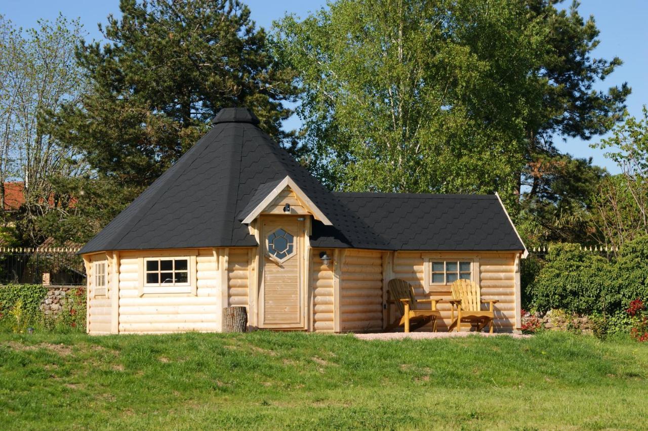 Les Cabanes Du Grand Nord Pradines  Buitenkant foto