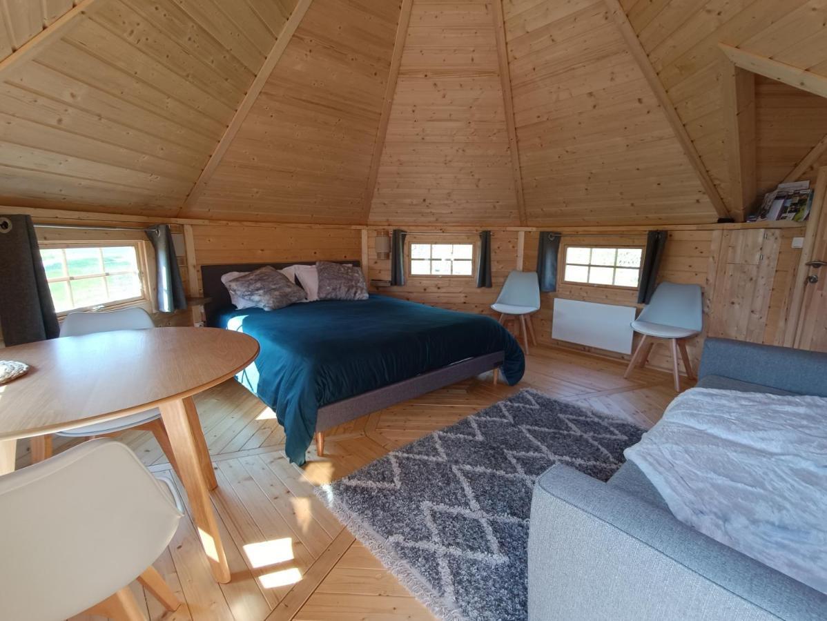 Les Cabanes Du Grand Nord Pradines  Buitenkant foto
